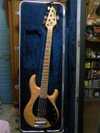 Musicman Stingray 5 1.jpg